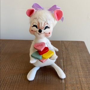 Annalee 6” Stacked Full of Love Mouse 2006